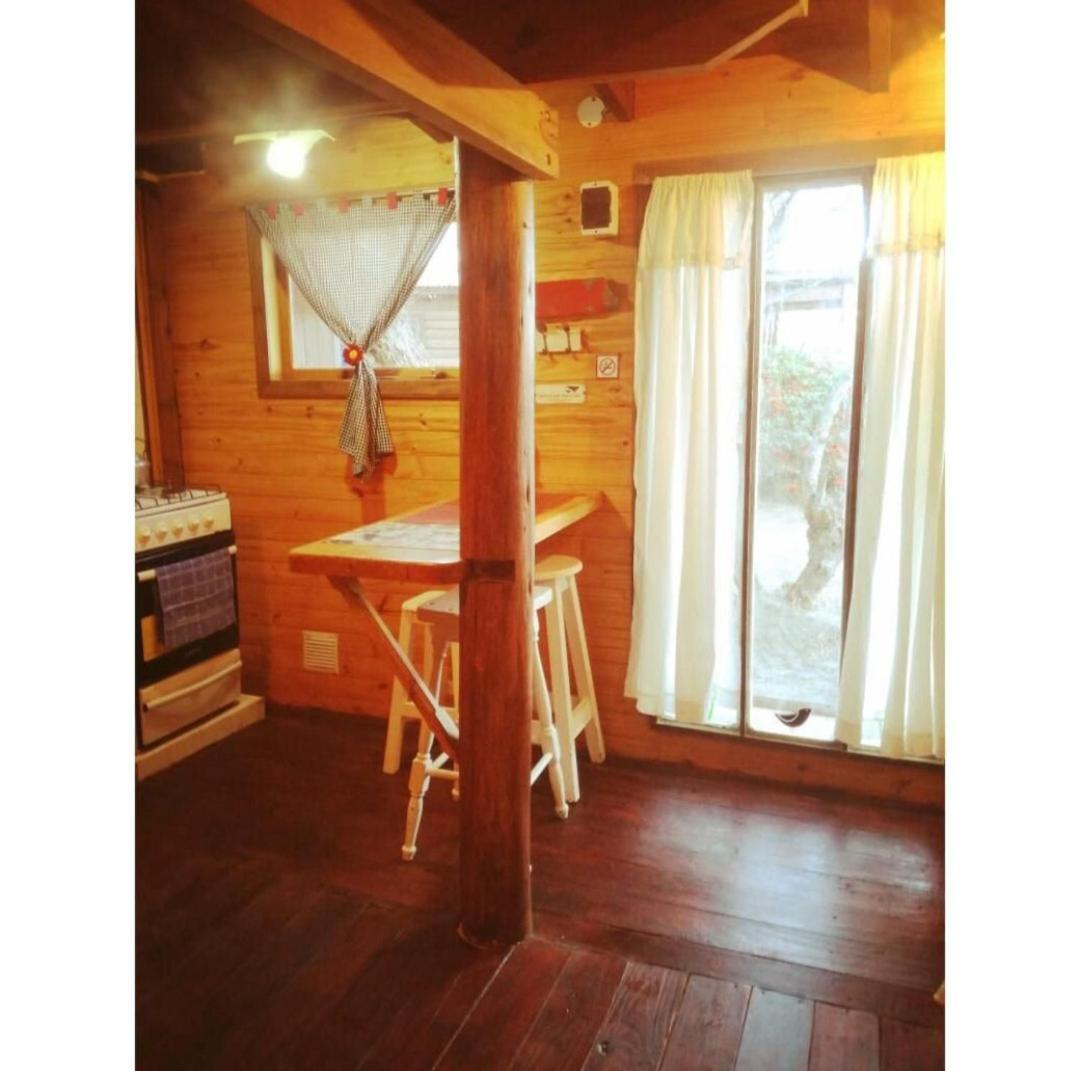 El Canto De La Ballena Bungalow 2 Niveles Puerto Pirámides الغرفة الصورة